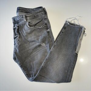 Zara Skinny Ankle Distressed Jeans  / Grey / 36
